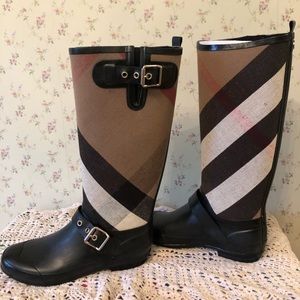 Burberry rain boots